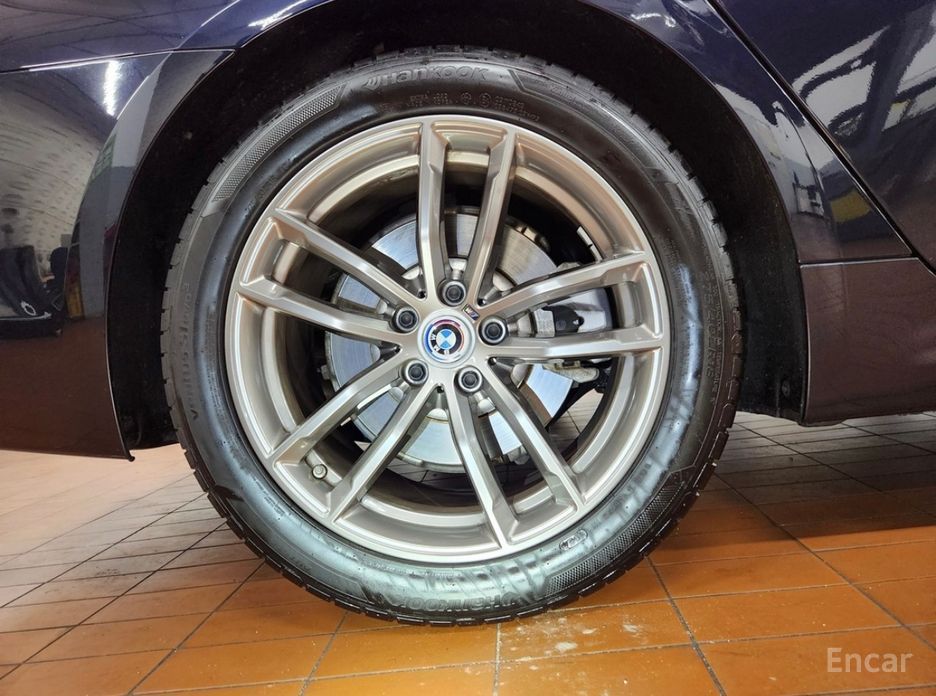 5 Series (G30)520i M Sport 11