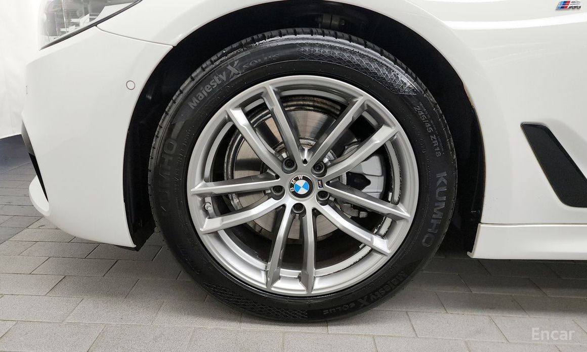 5 Series (G30)520i M Sport 6