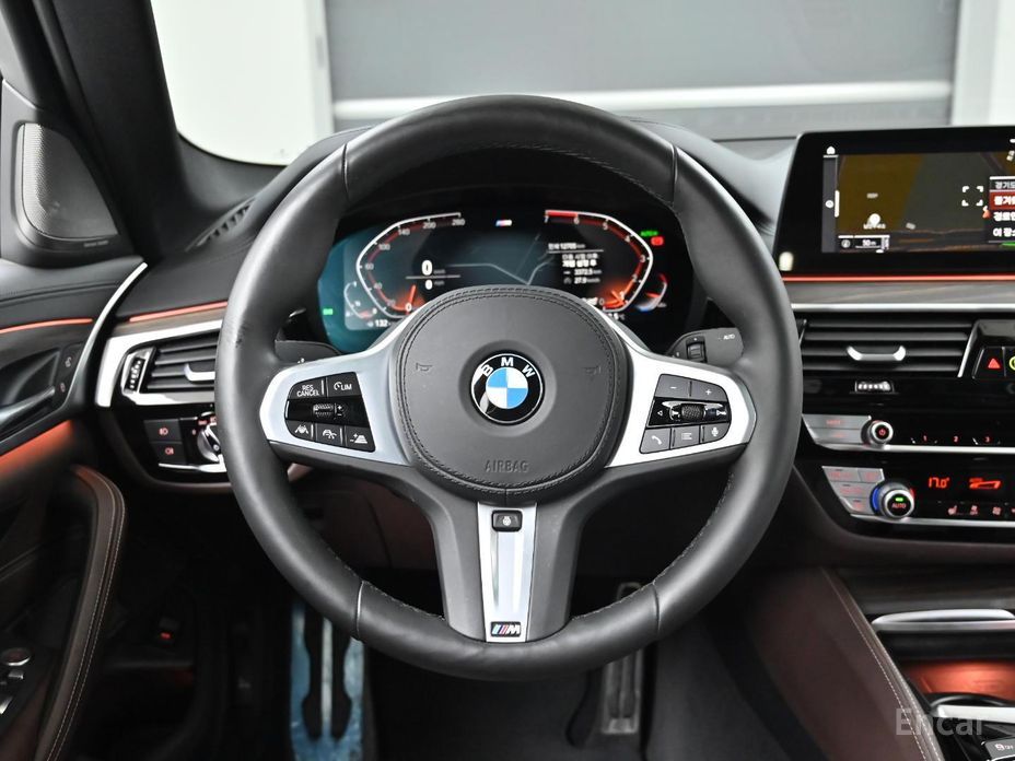 5 Series (G30)520i M Sport 14