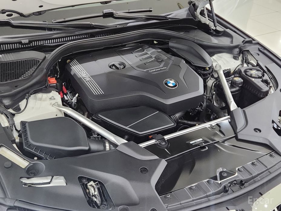 BMW 5 Series (G30)520i M Sport №7