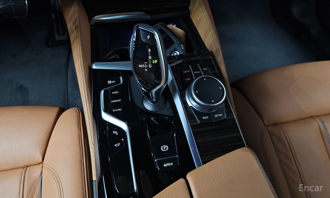 BMW 5 Series (G30)520i M Sport №9