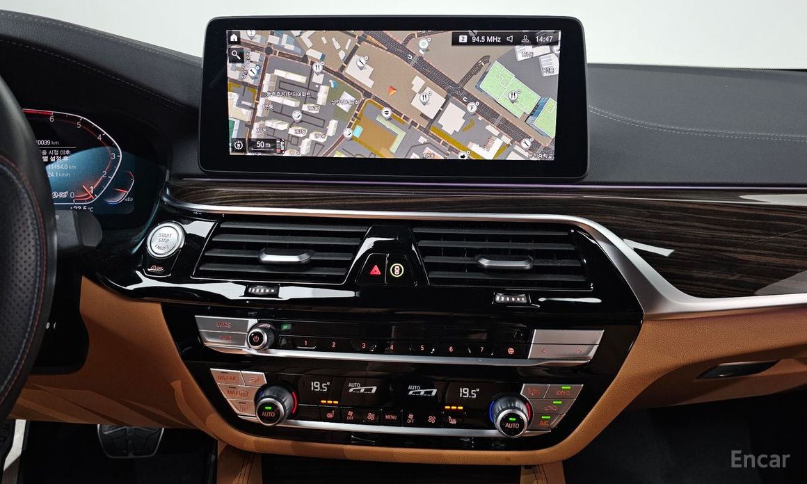 BMW 5 Series (G30)520i M Sport №14