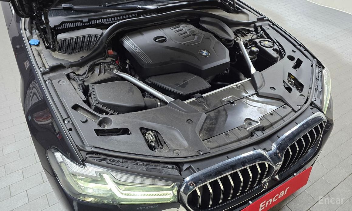 BMW 5 Series (G30)520i M Sport №7