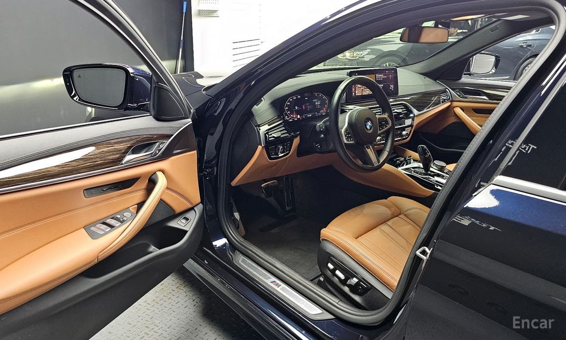 BMW 5 Series (G30)520i M Sport №11