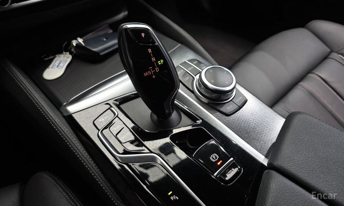 BMW 5 Series (G30)520i M Sport №10