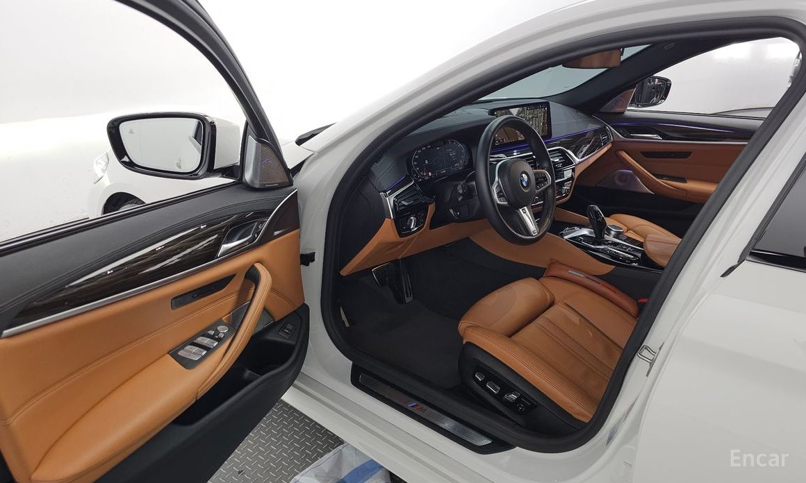 5 Series (G30)520i M Sport 11