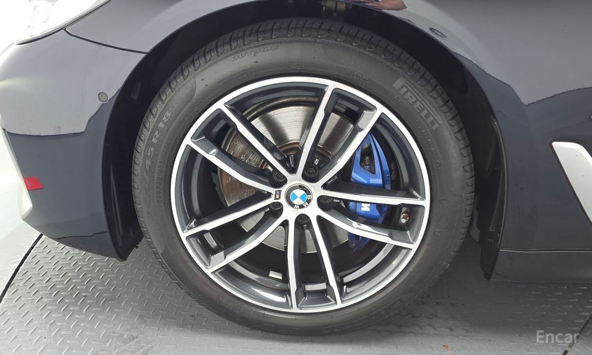 5 Series (G30)520i M Sport 6
