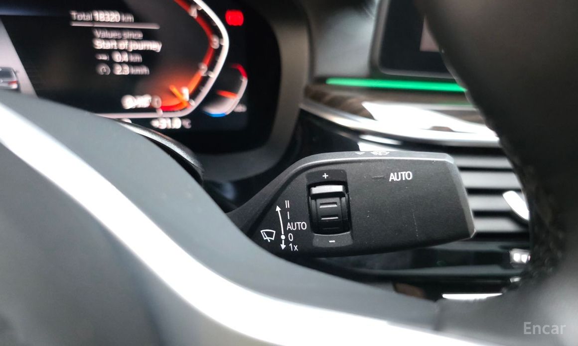 5 Series (G30)520i M Sport 10
