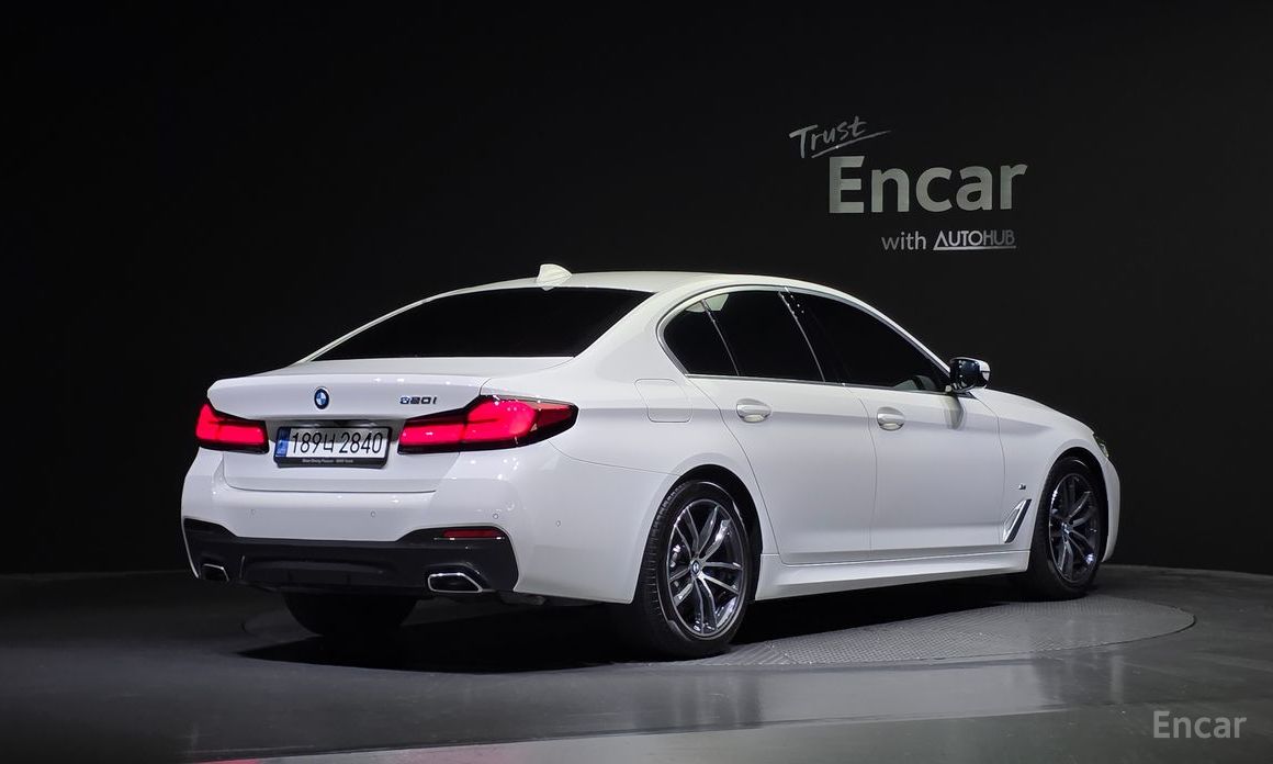 5 Series (G30)520i M Sport 3