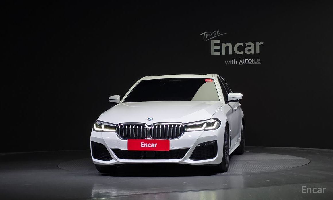 5 Series (G30)520i M Sport 4