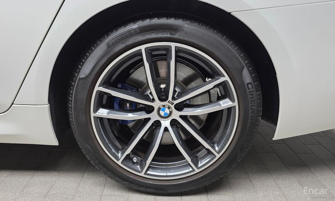 5 Series (G30)520i M Sport 6