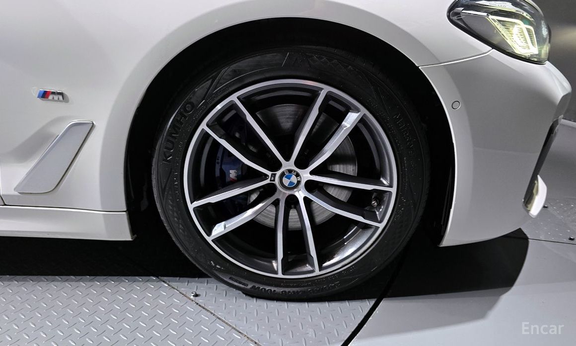 5 Series (G30)520i M Sport 6