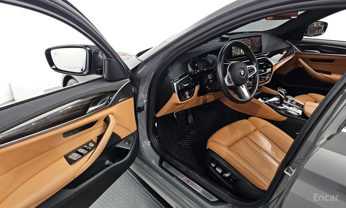 5 Series (G30)520i M Sport 11