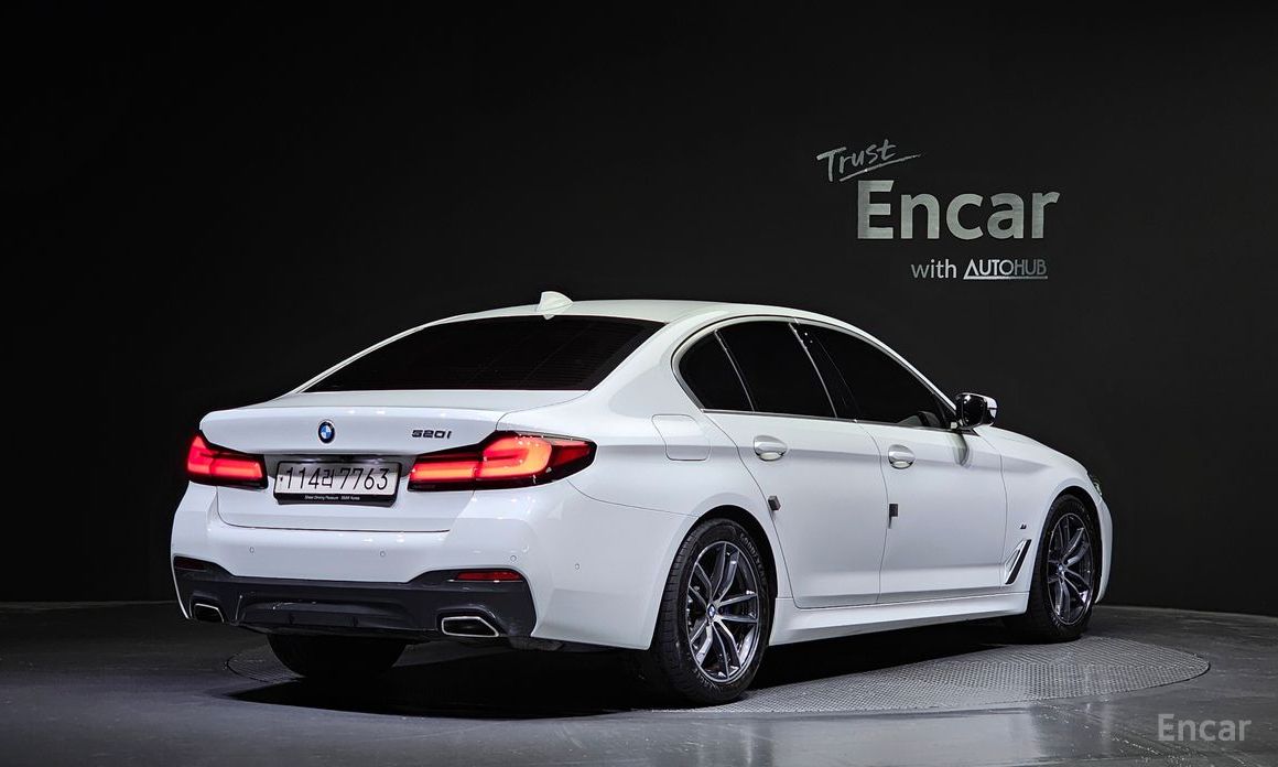 5 Series (G30)520i M Sport 3