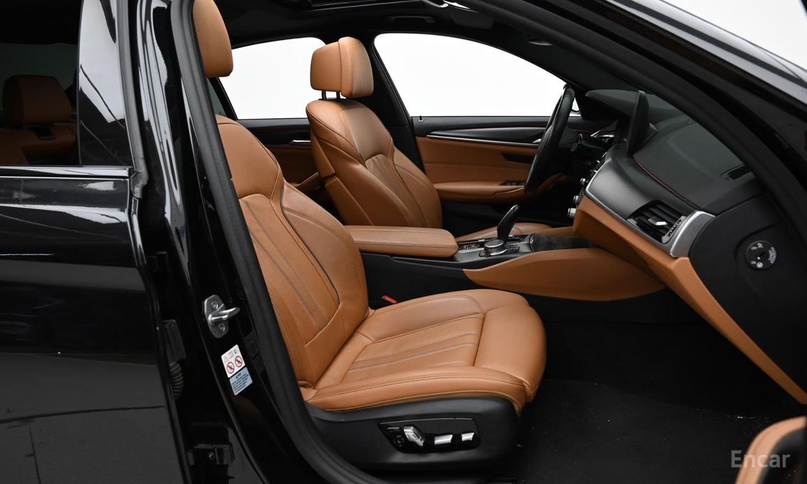 BMW 5 Series (G30)520i M Sport №11