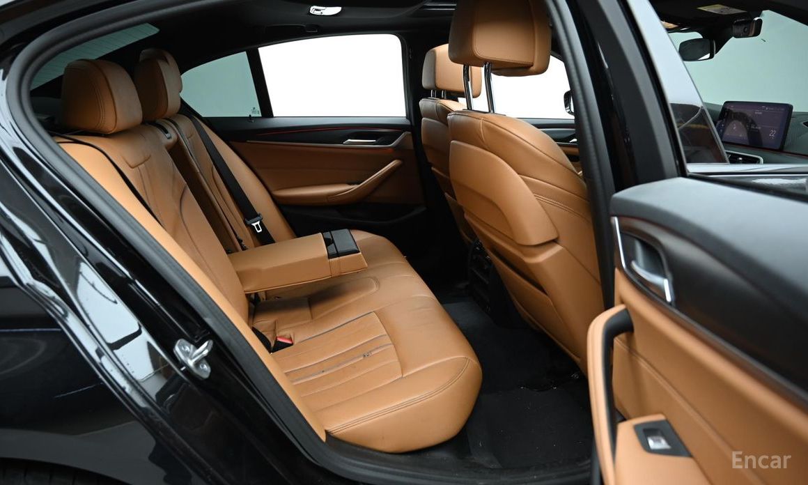 BMW 5 Series (G30)520i M Sport №13
