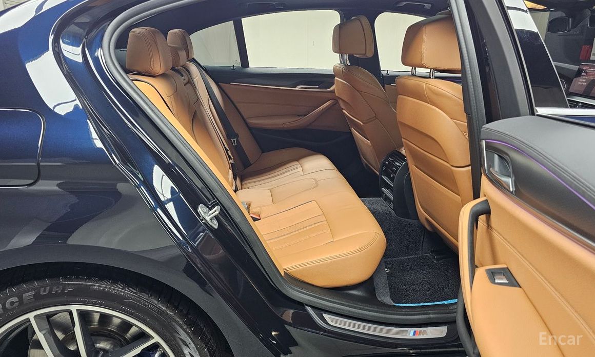 BMW 5 Series (G30)520i M Sport №13