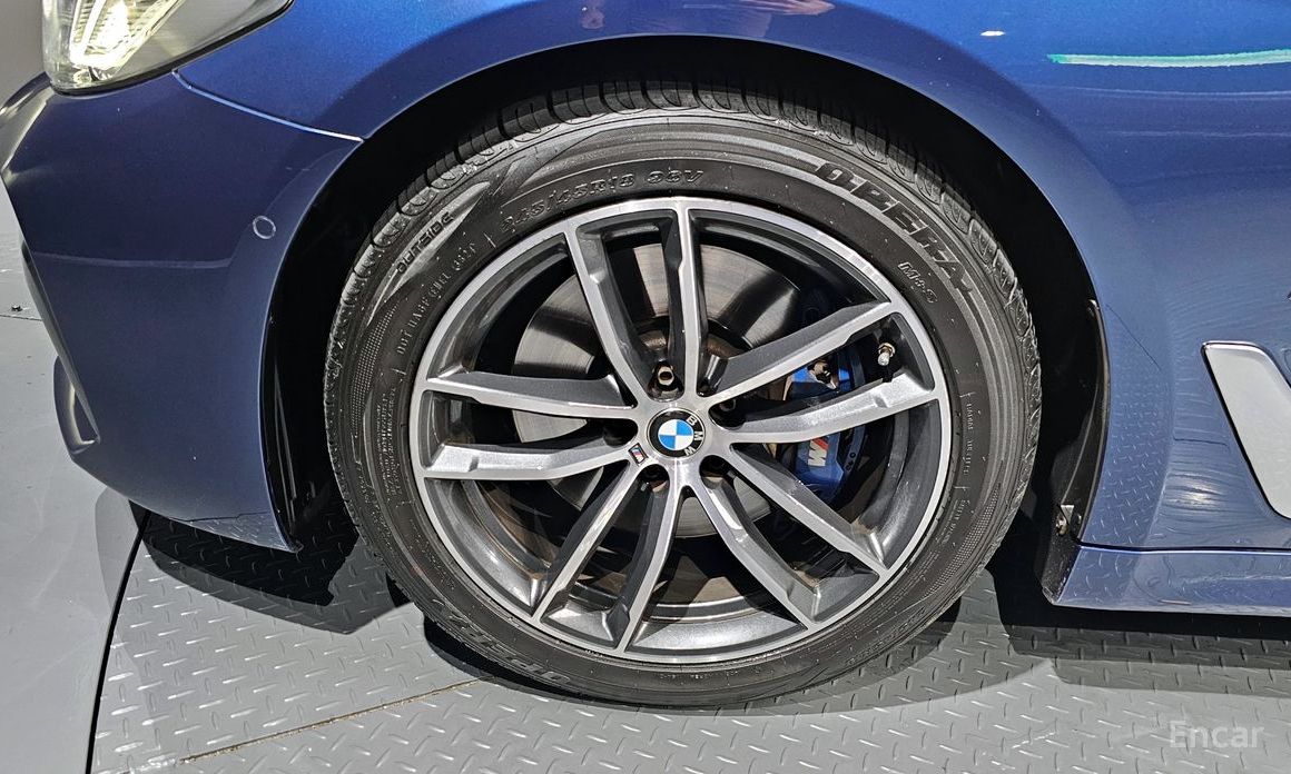 BMW 5 Series (G30)520i M Sport №6