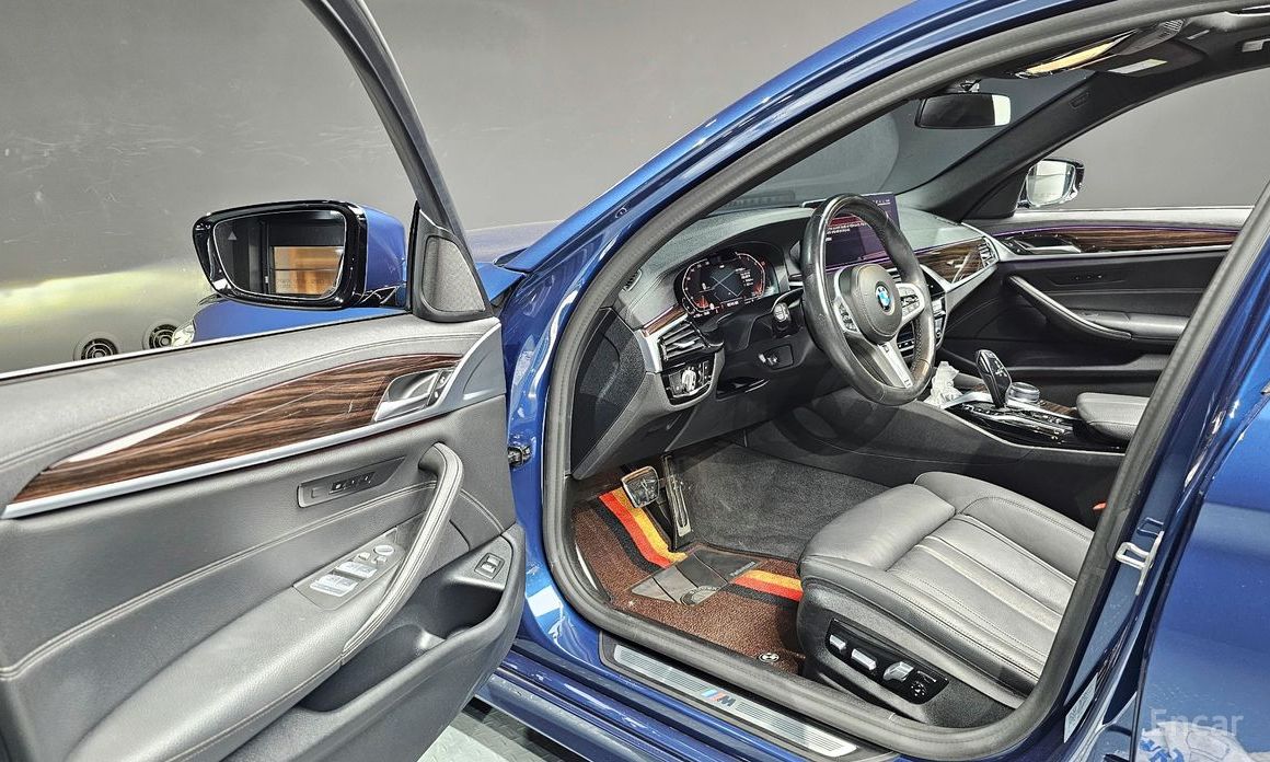 BMW 5 Series (G30)520i M Sport №12