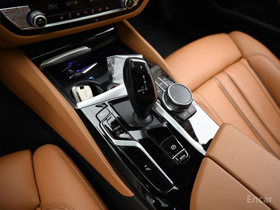 BMW 5 Series (G30)520i M Sport №10