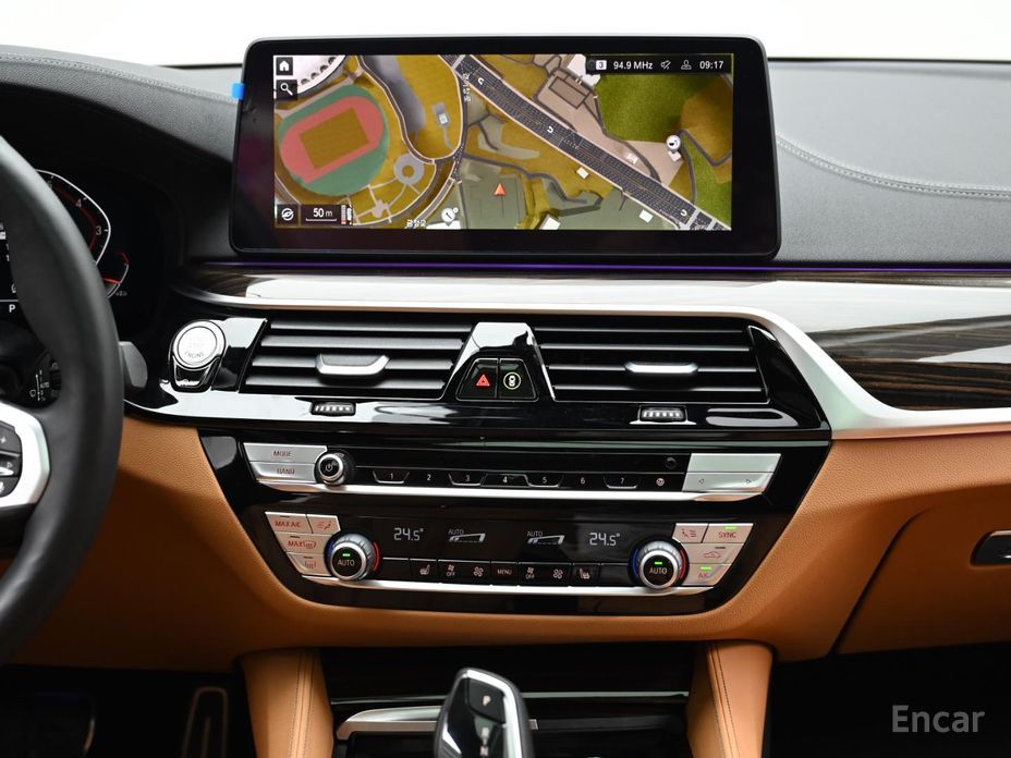 BMW 5 Series (G30)520i M Sport №15