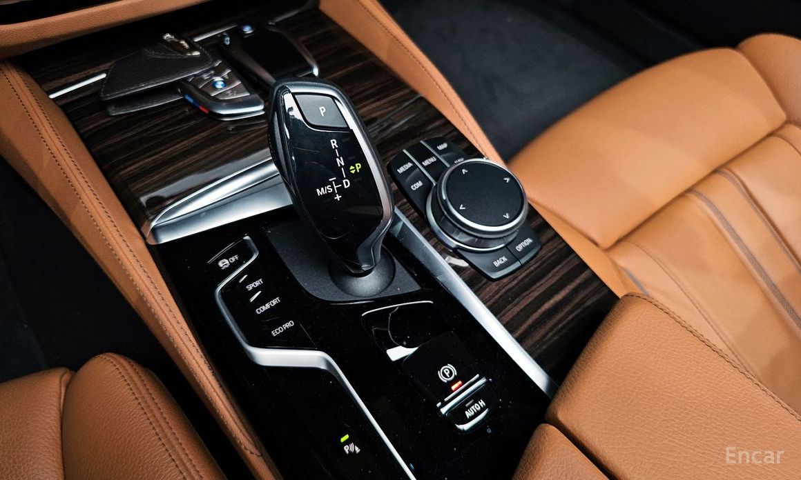 BMW 5 Series (G30)520i M Sport №10