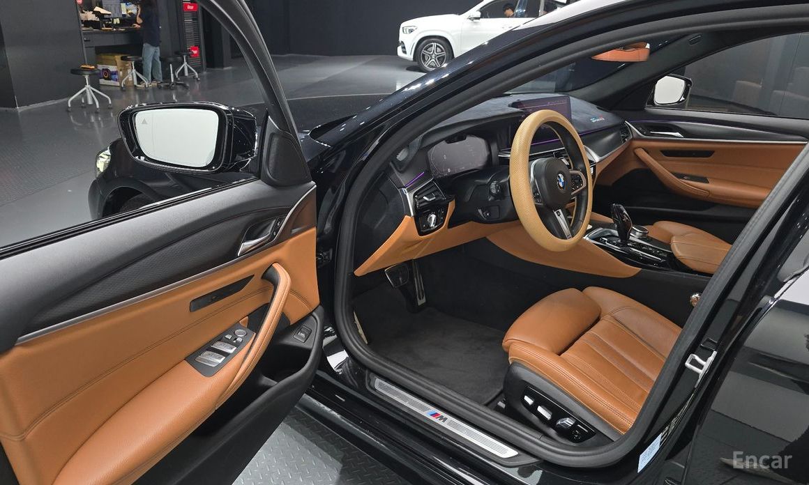5 Series (G30)520i M Sport 12