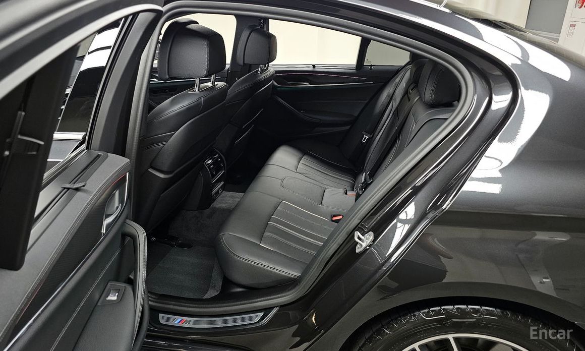 5 Series (G30)520i M Sport 12