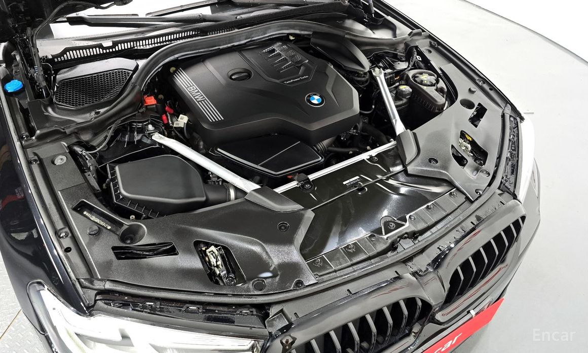 BMW 5 Series (G30)520i M Sport  7