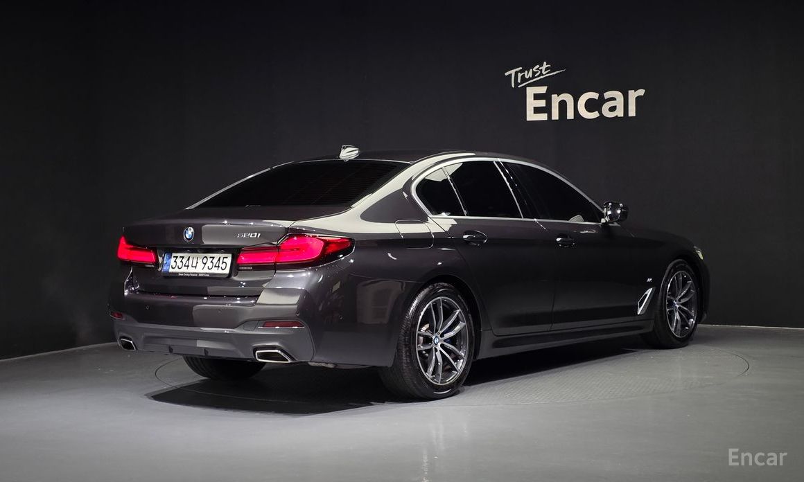 5 Series (G30)520i M Sport 3