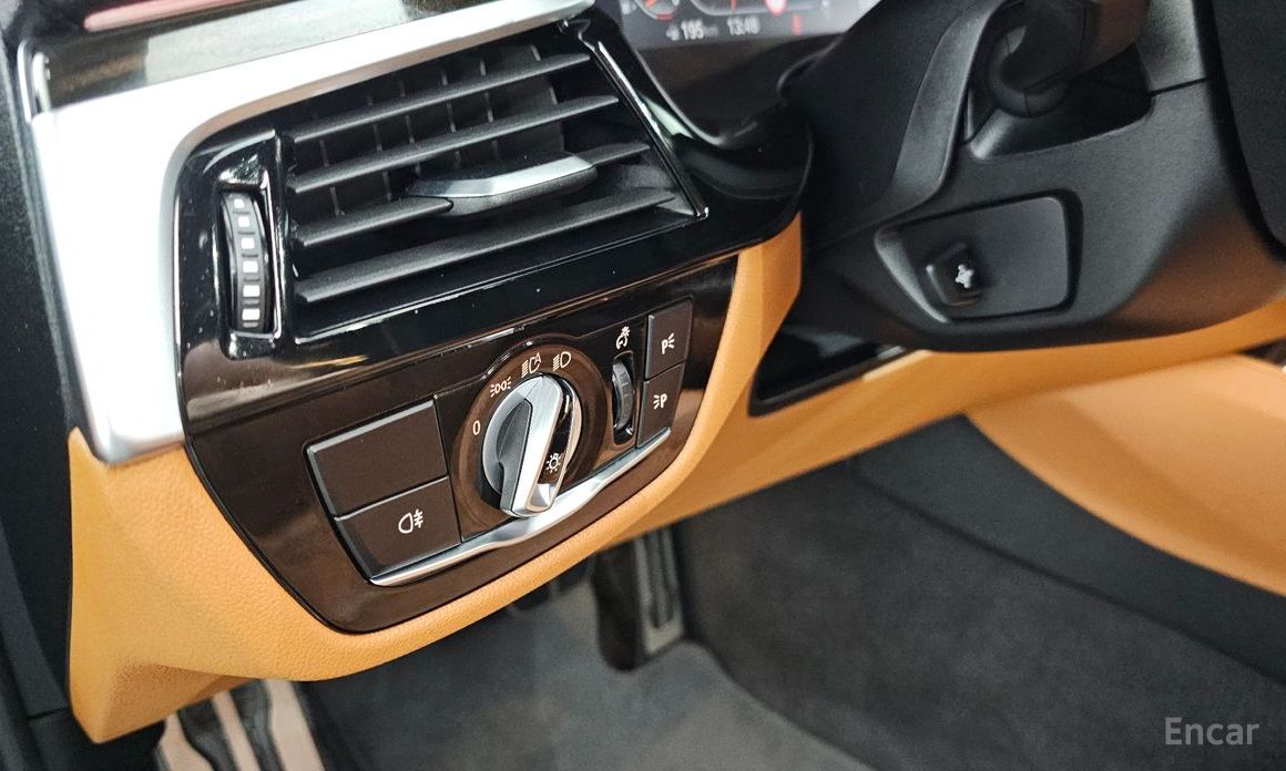 5 Series (G30)520i M Sport 17