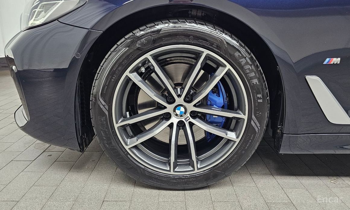 5 Series (G30)520i M Sport 6