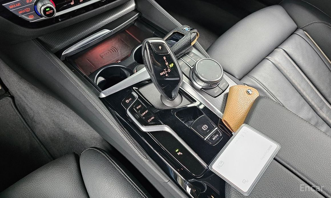 5 Series (G30)520i M Sport 10