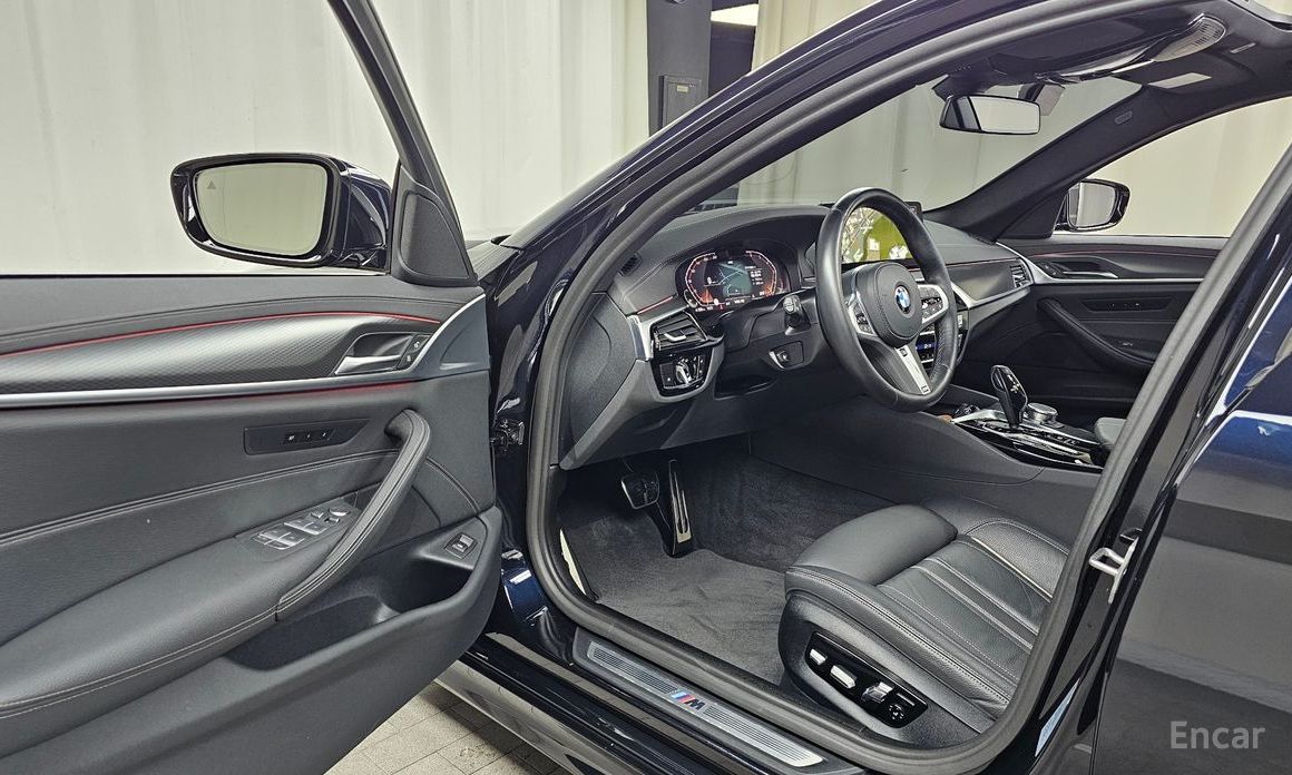 5 Series (G30)520i M Sport 11
