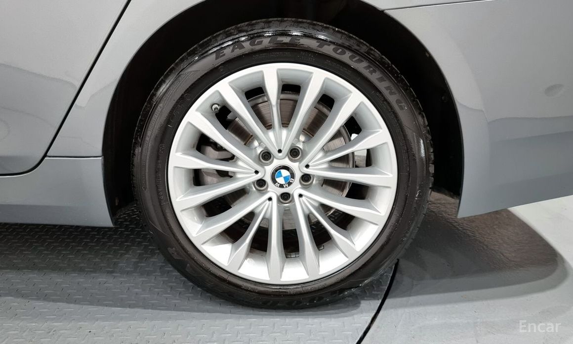 BMW 5 Series (G30)523d Luxury №6