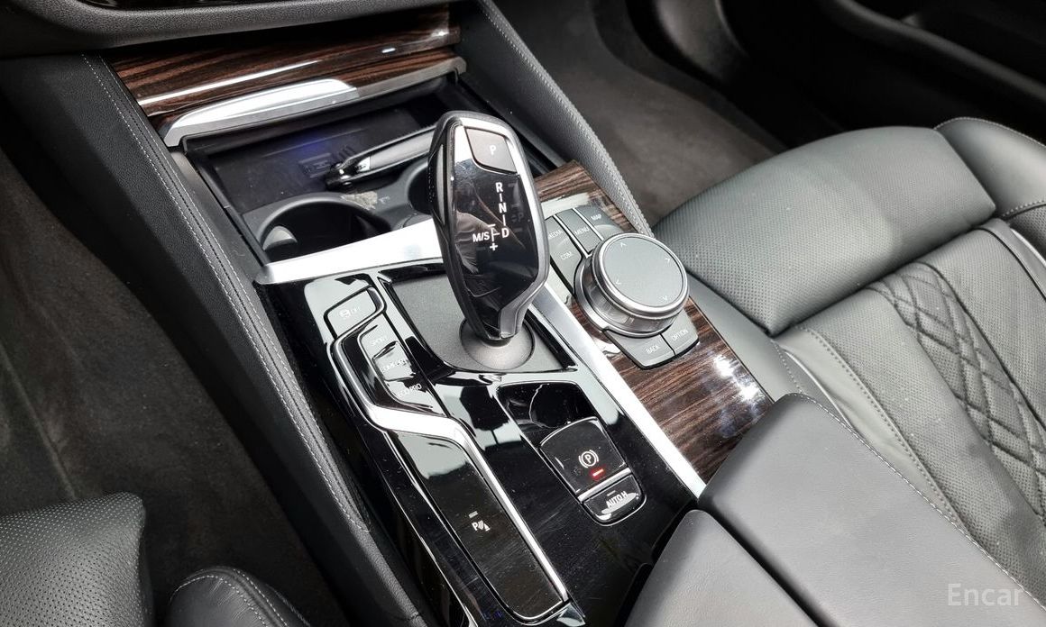 BMW 5 Series (G30)523d Luxury №10
