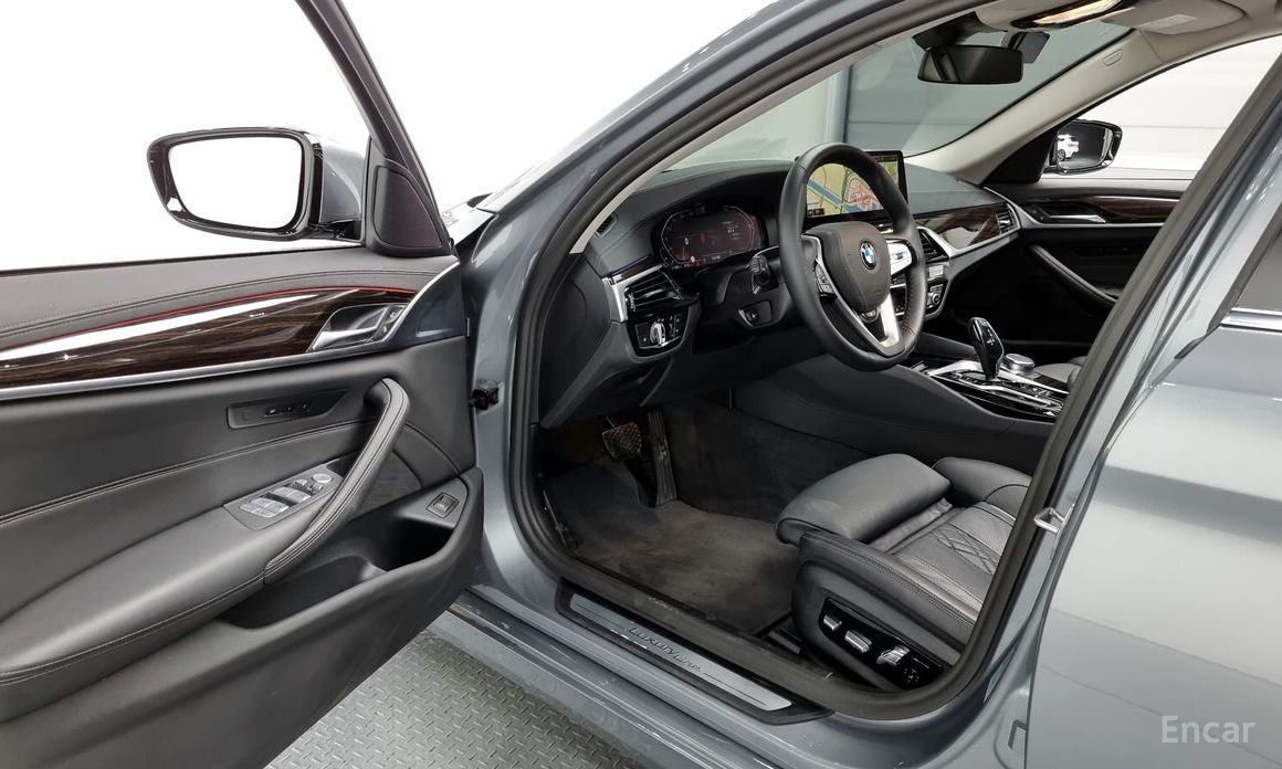 BMW 5 Series (G30)523d Luxury №11