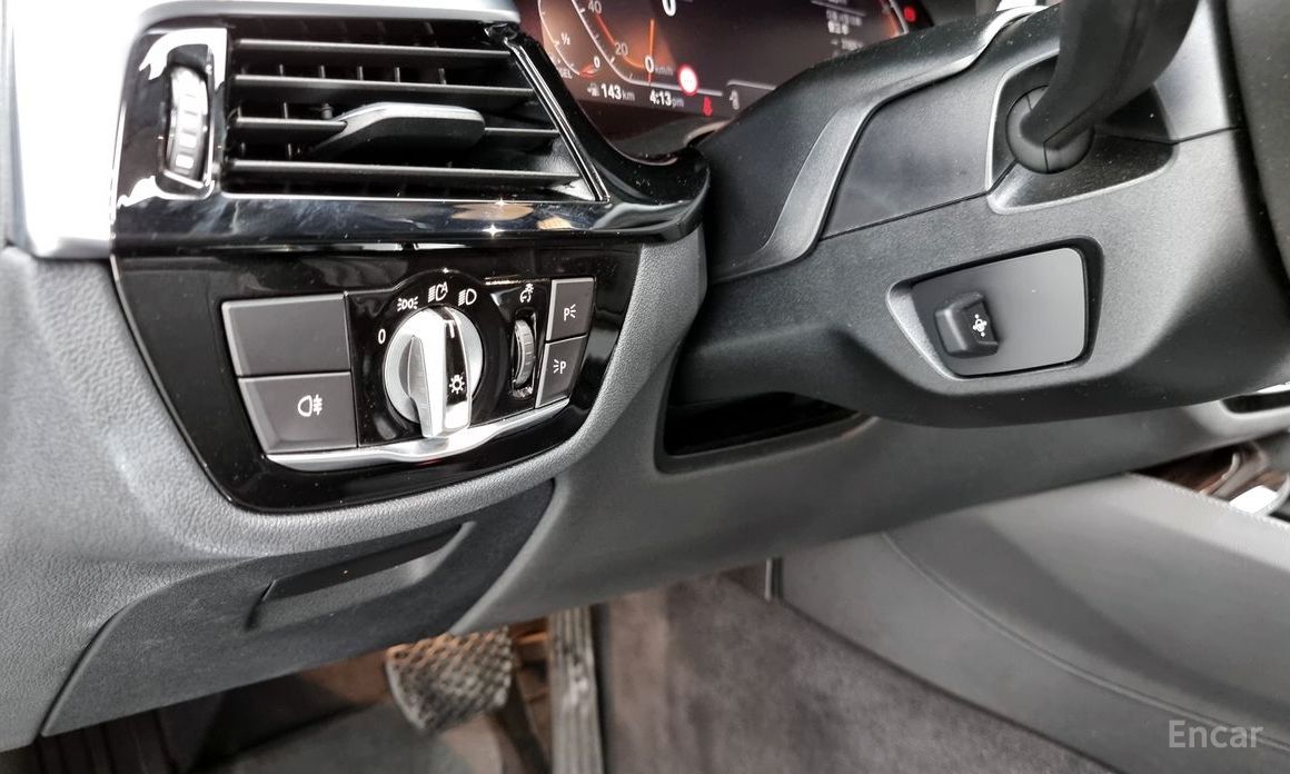 BMW 5 Series (G30)523d Luxury №20