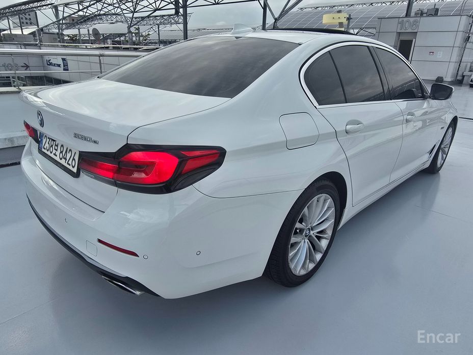 5 Series (G30)530e Luxury 3