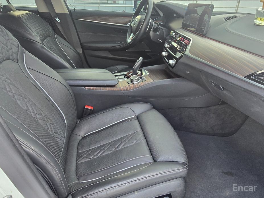 5 Series (G30)530e Luxury 12