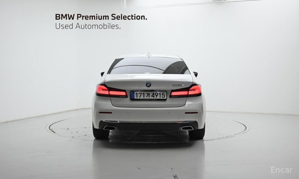 BMW 5 Series (G30)530e Luxury №5
