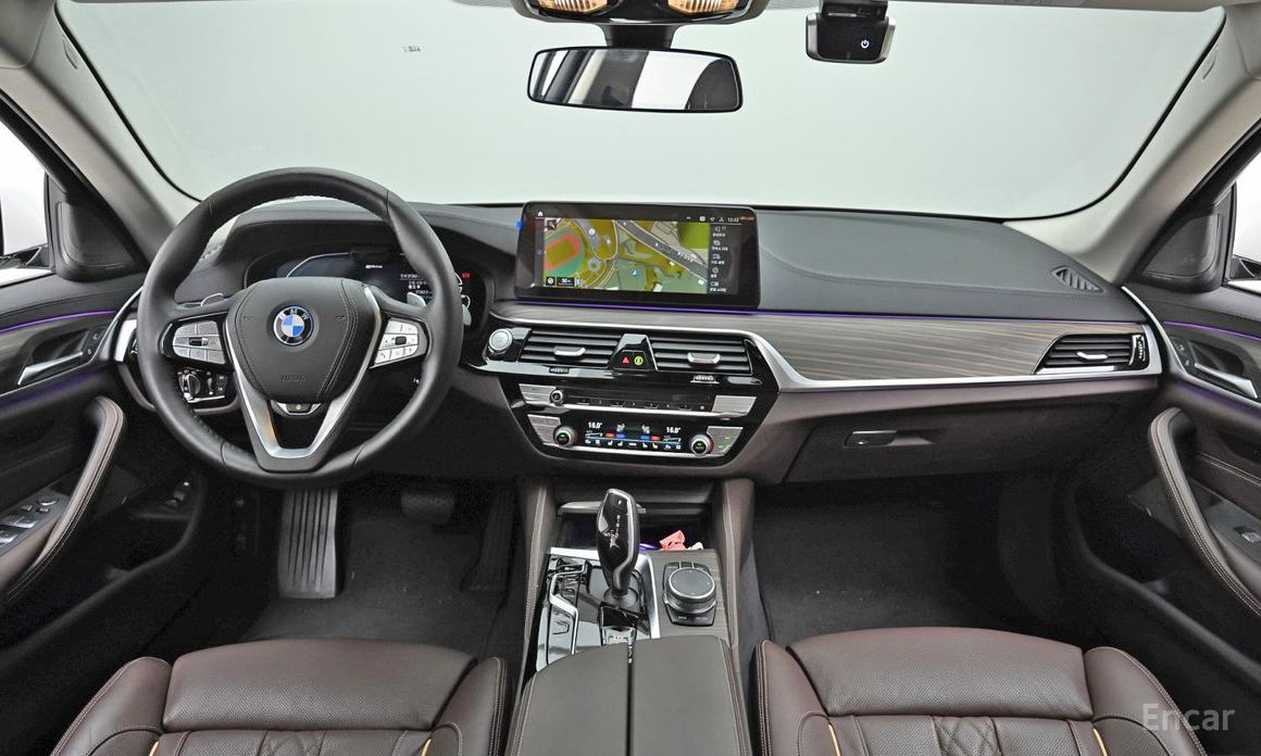 BMW 5 Series (G30)530e Luxury №8