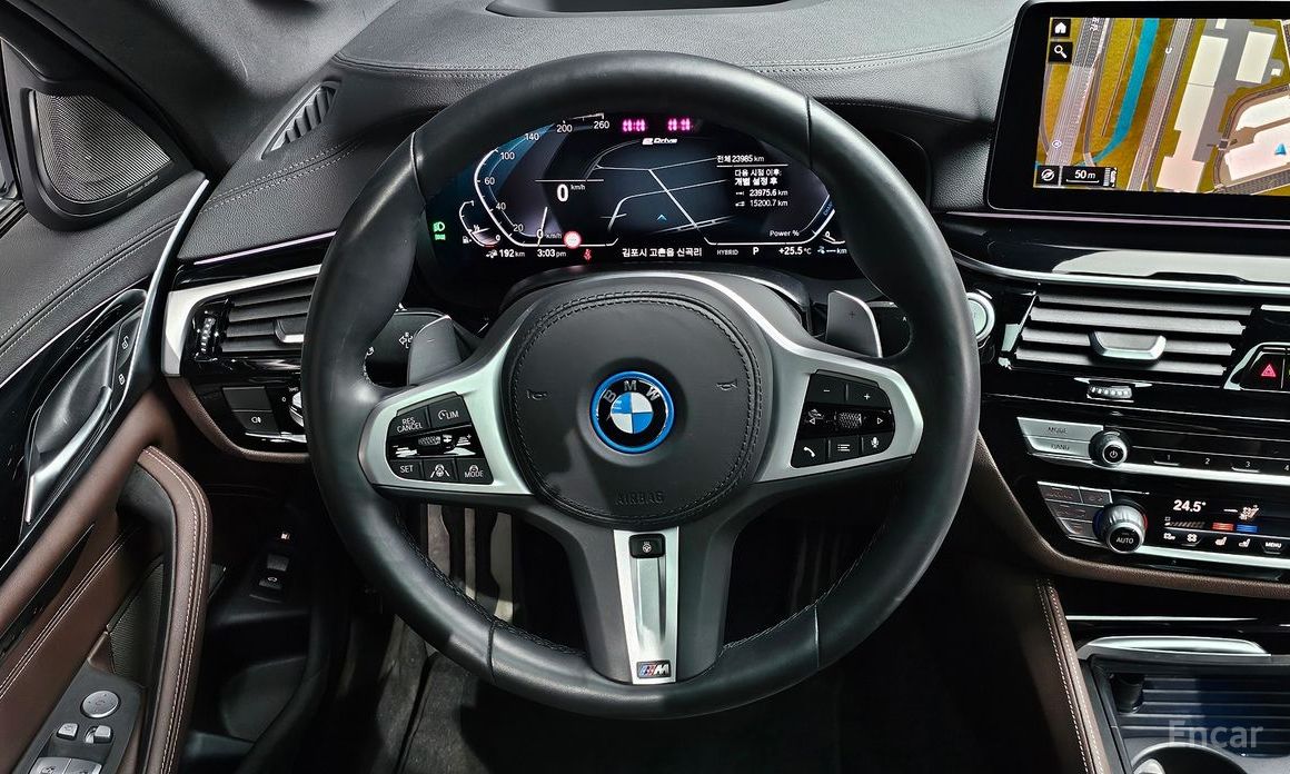 BMW 5 Series (G30)530e M Sport №14