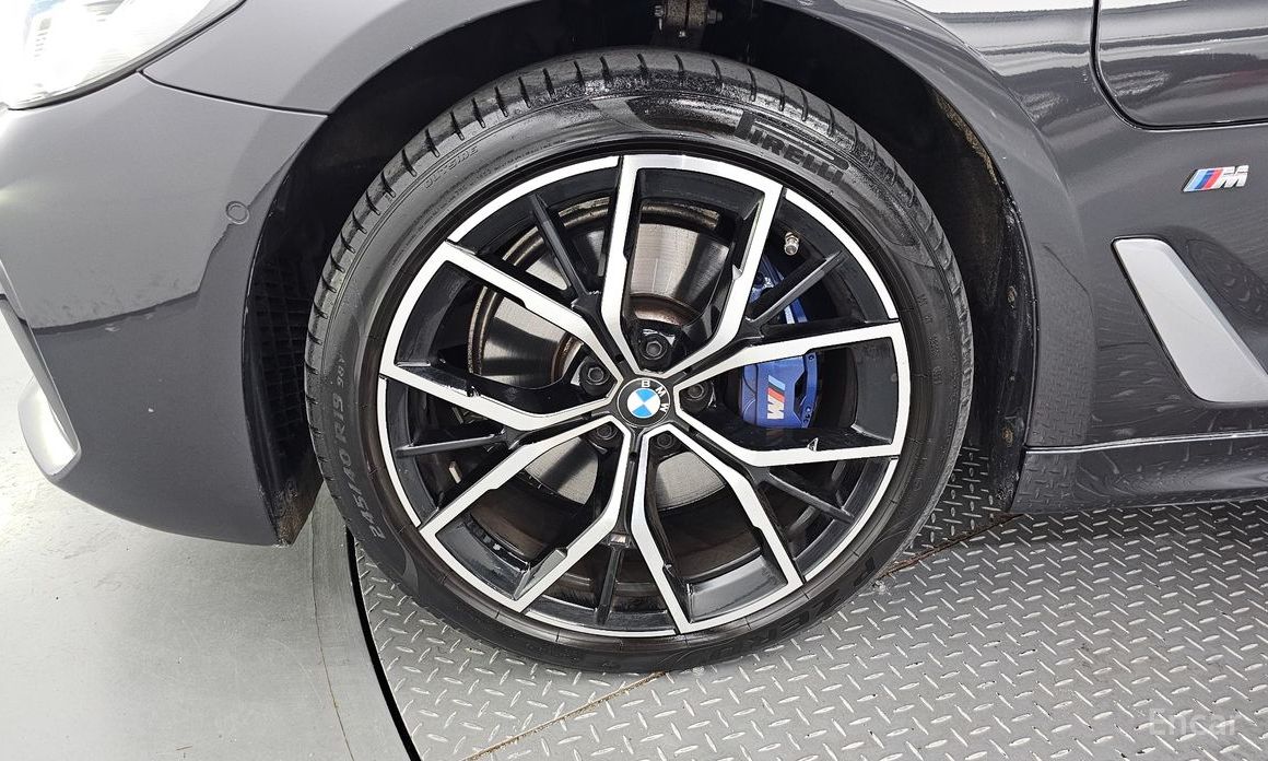 BMW 5 Series (G30)530e M Sport №6