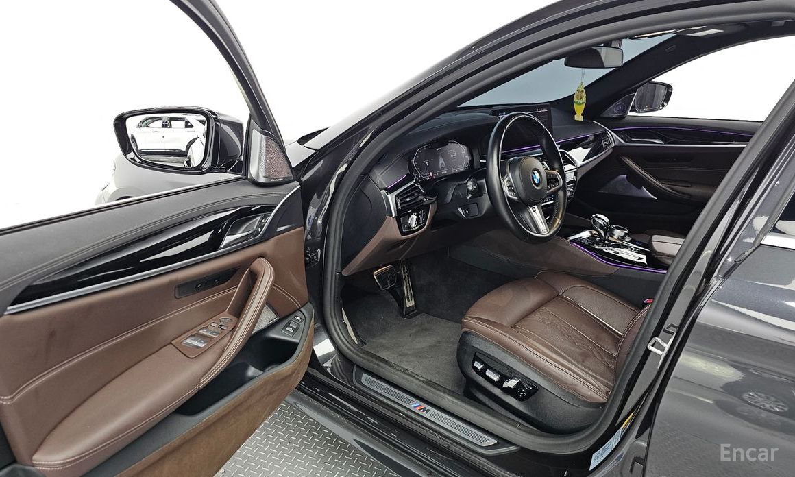 BMW 5 Series (G30)530e M Sport №11