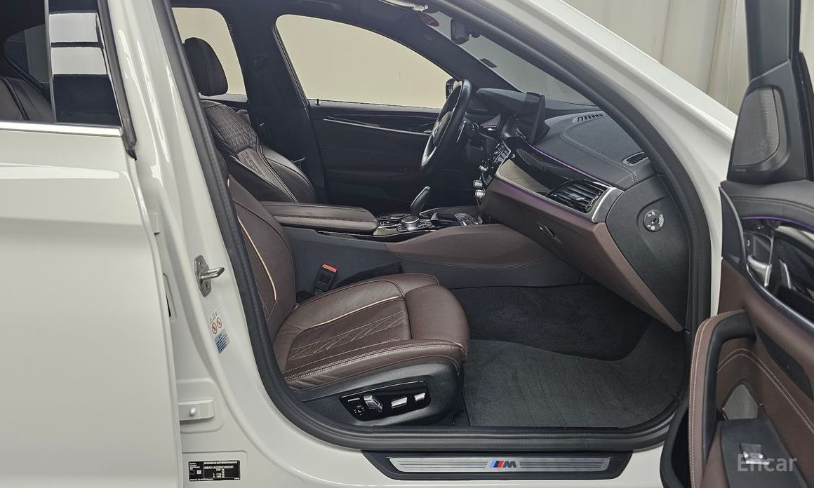BMW 5 Series (G30)530e M Sport №12