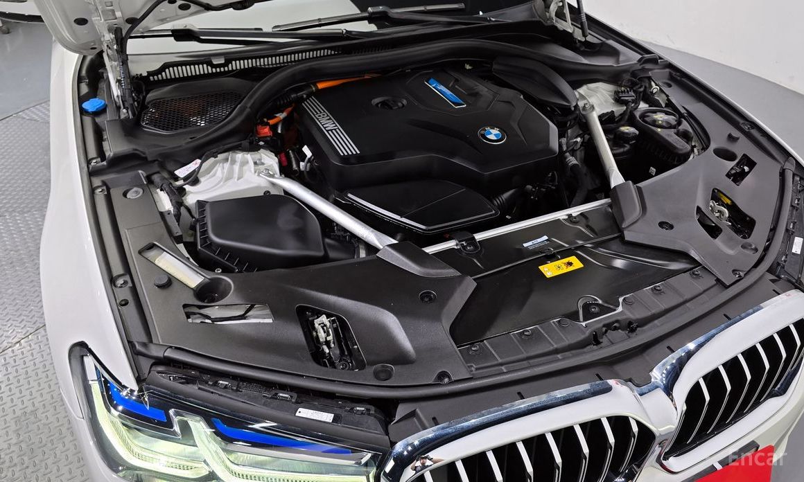 BMW 5 Series (G30)530e M Sport №7