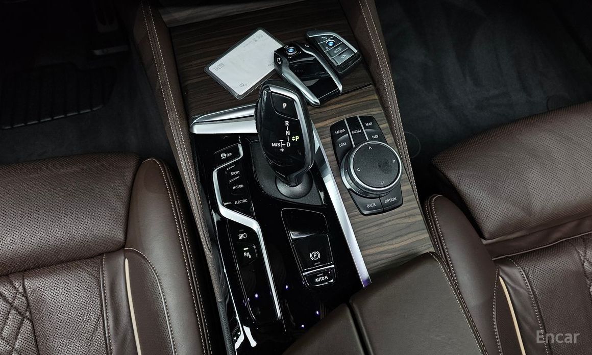 5 Series (G30)530e M Sport 10