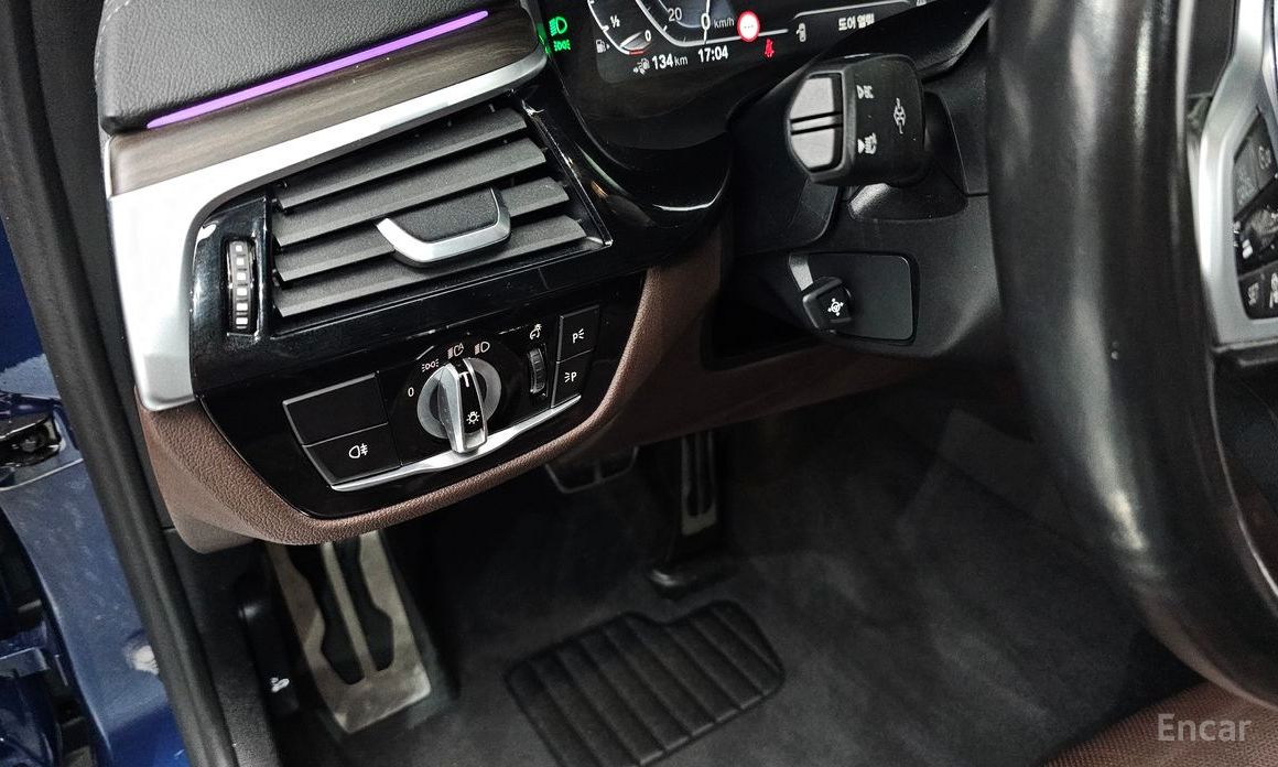 5 Series (G30)530e M Sport 18