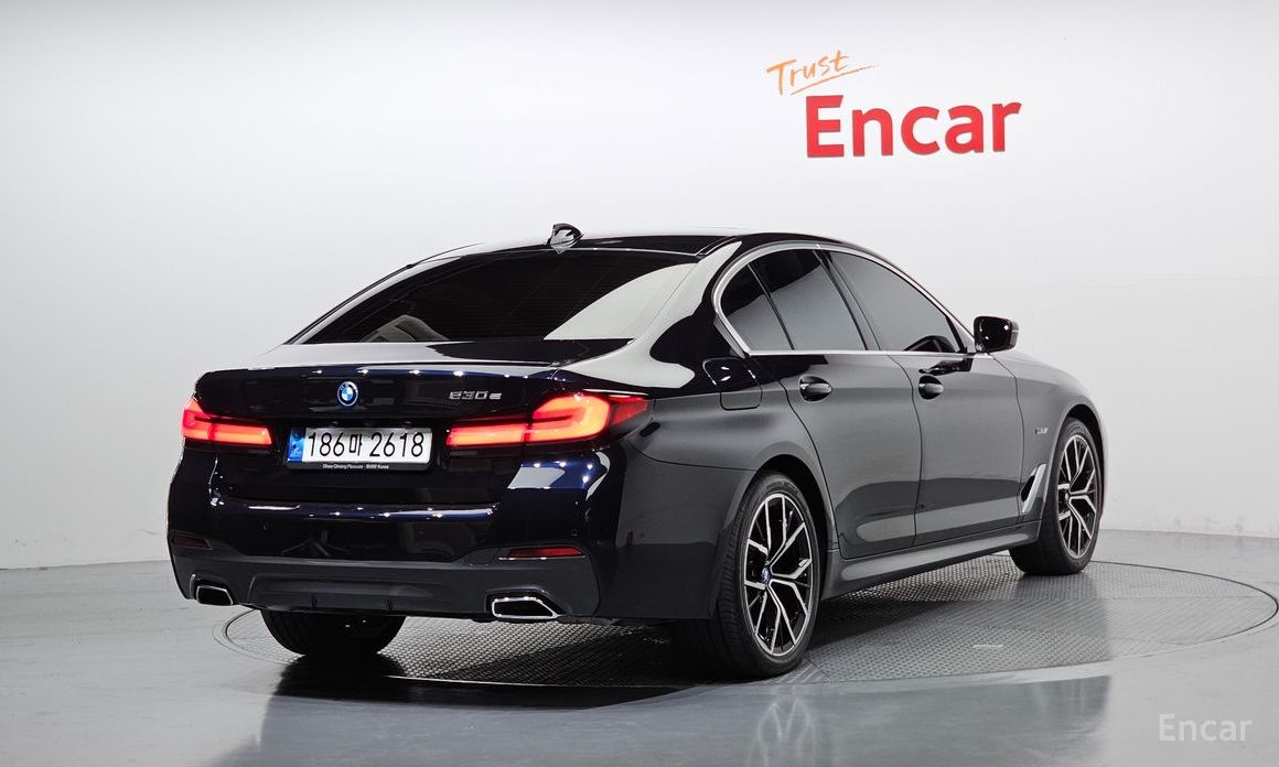 BMW 5 Series (G30)530e M Sport №3